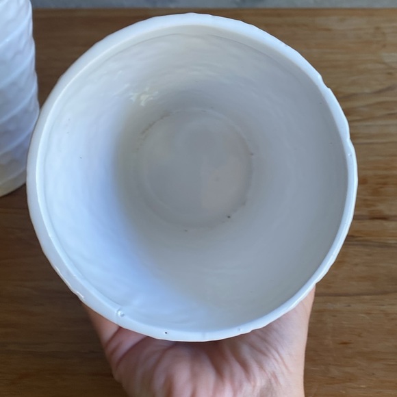 Bundle of 2 White Planters/Candle Holders - Picture 5 of 7